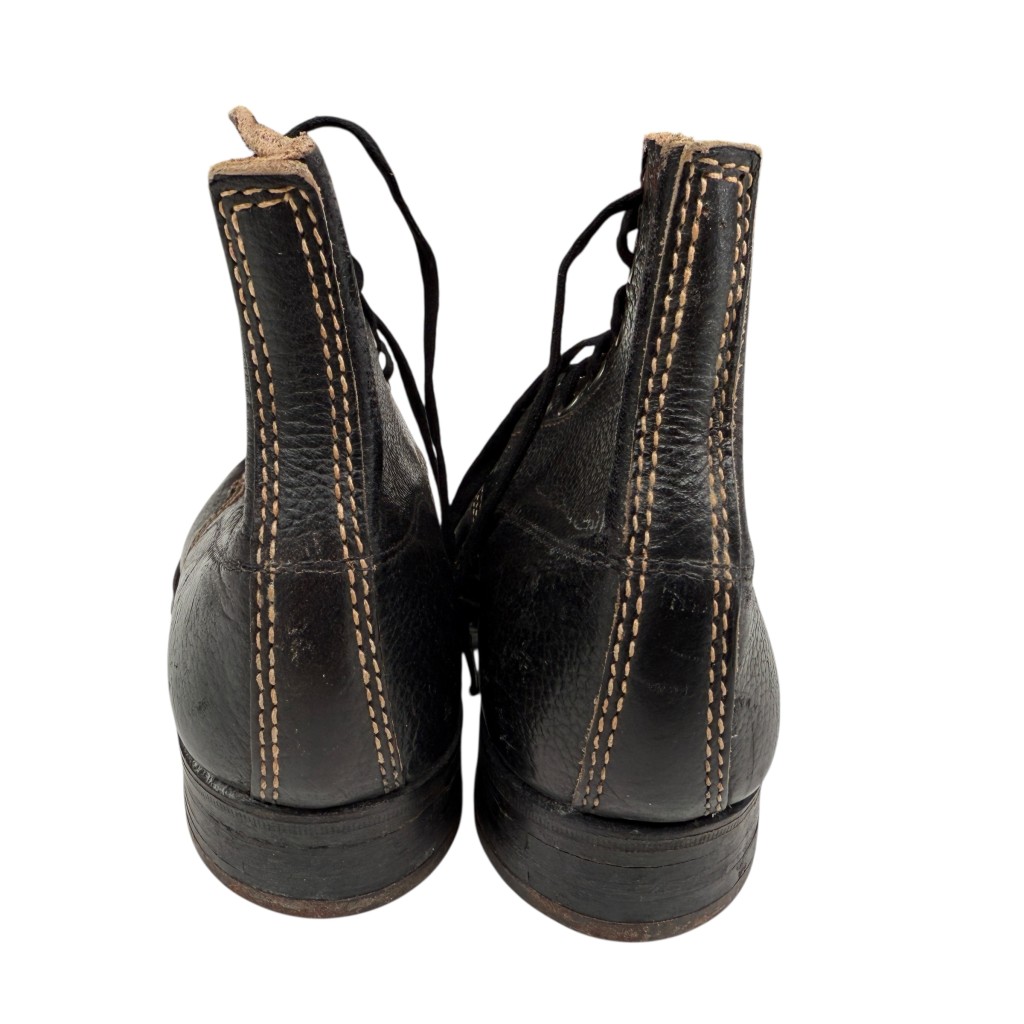 Original WWII German Hitlerjugend 'Schnürschuhe' shoes - Image 7