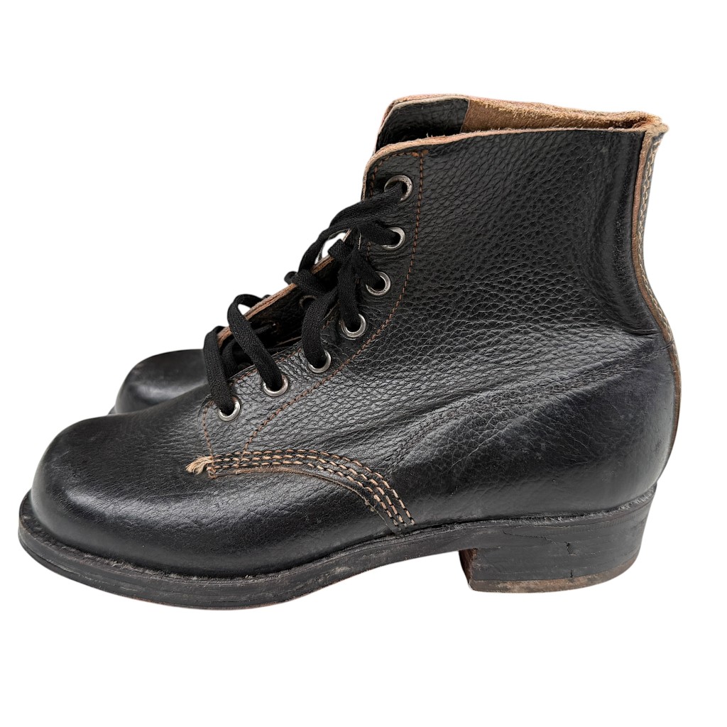 Original WWII German Hitlerjugend 'Schnürschuhe' shoes