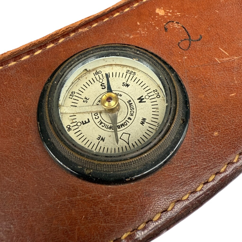 Original WWI US army signal corps binoculars in case - Image 4