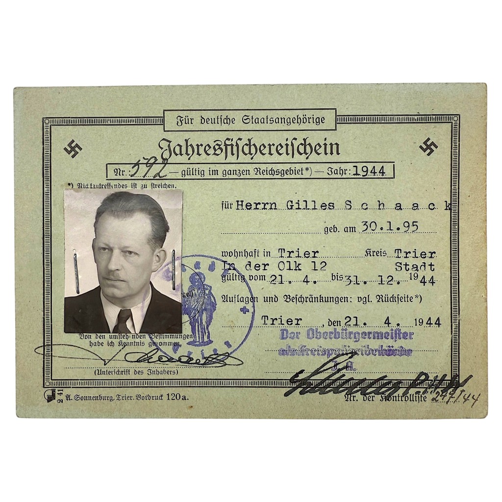 Original WWII German 'Jahresfischereischein' card Trier 1944