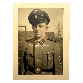Original WWII German Waffen-SS 'SS Leibstandarte Adolf Hitler' photo