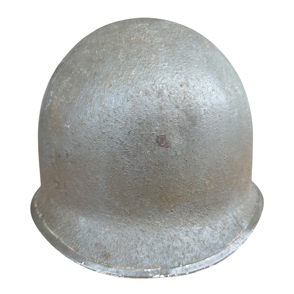 Original WWII US Navy M1 helmet - front seam - fixed bale - grey overpaint