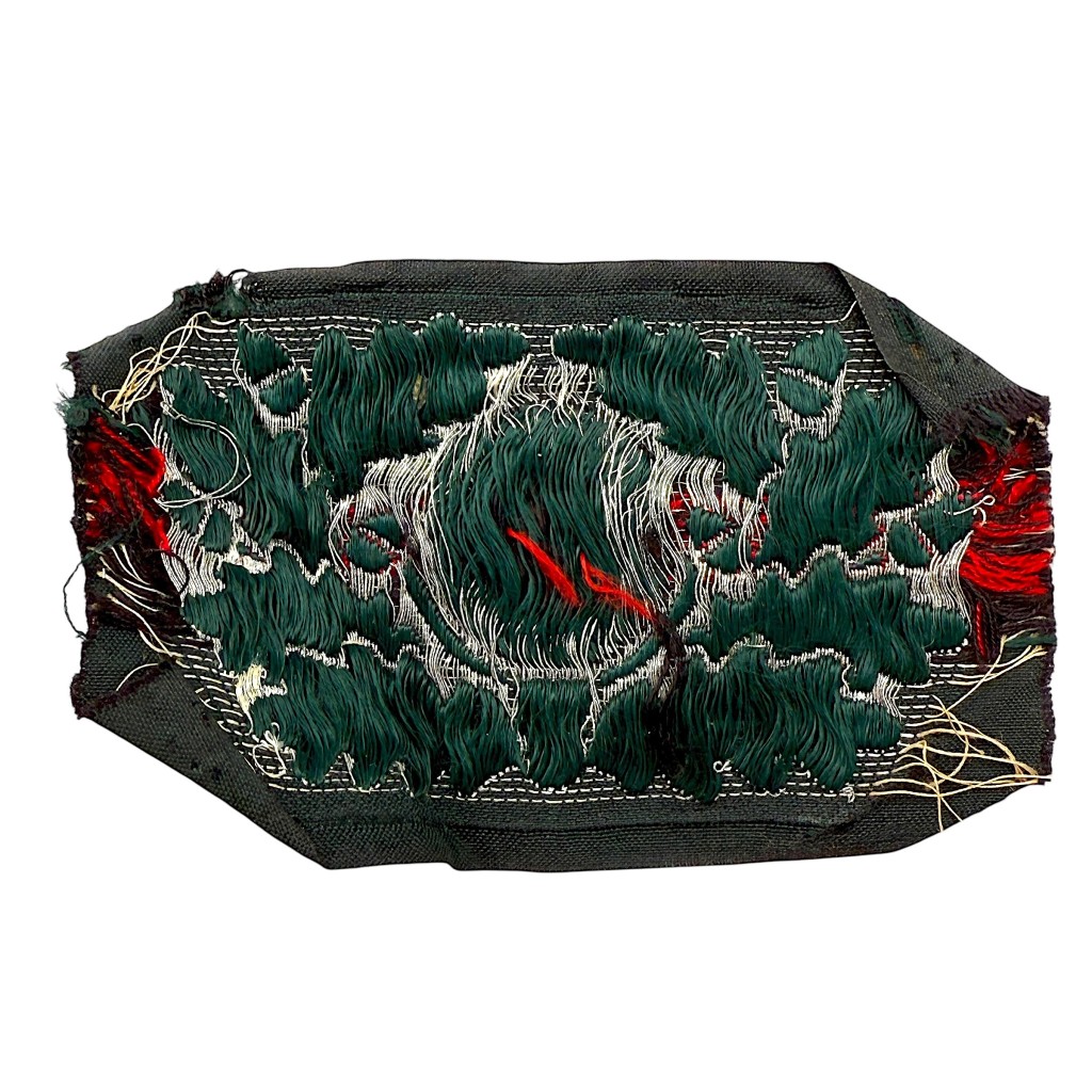 Original WWII German WH flatwire visor cap cockade - Image 3