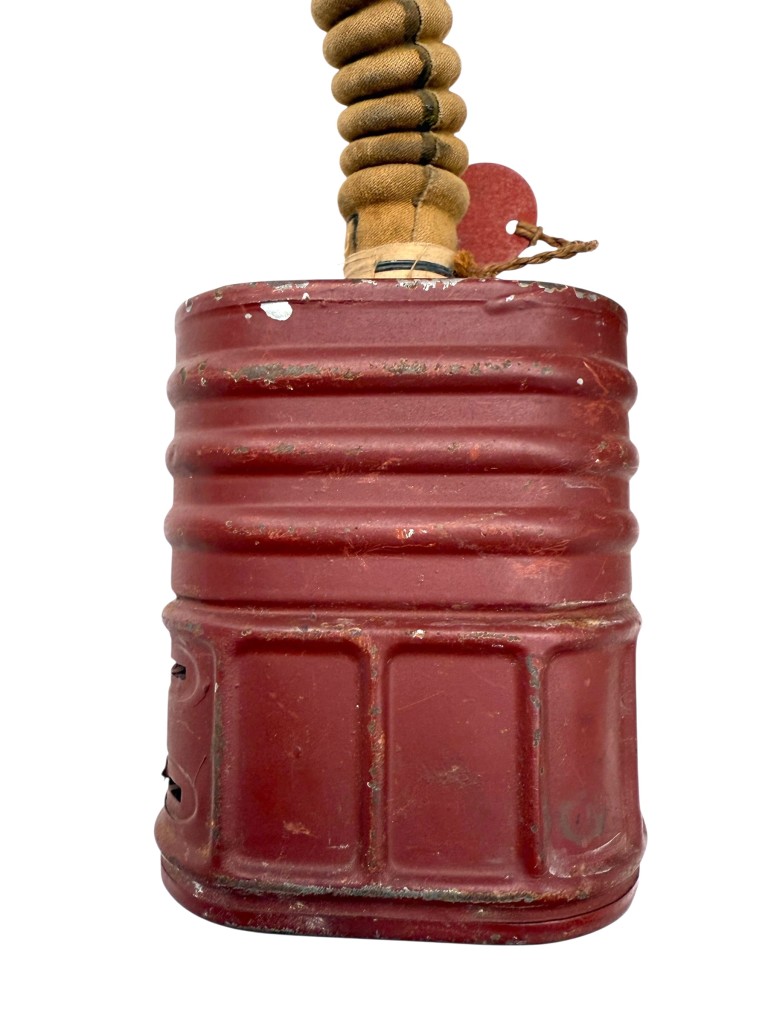 Original WWII British No 4. MK III Gas mask - Image 6