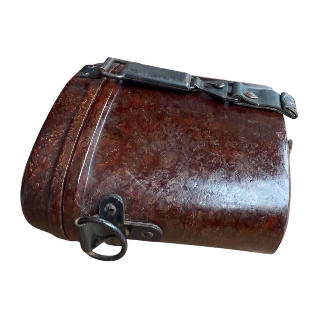 Original WWII German brown Bakelite 6×30 Dienstglas case