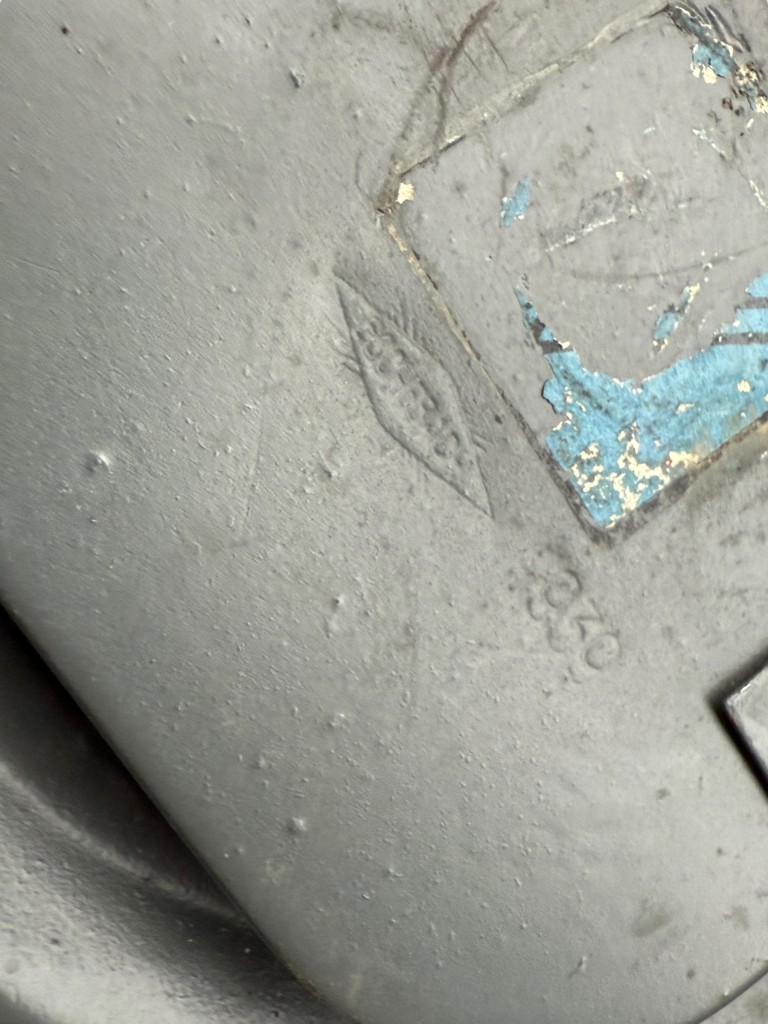 Original WWII German Luftwaffe gas mask canister with straps - Image 8