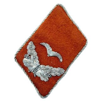 Original WWII German Luftwaffe Nachrichten Leutnant collar tab