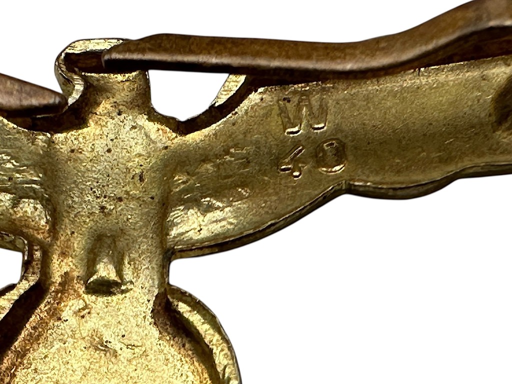 Original WWII German Kriegsmarine metal visor cap eagle - Image 3