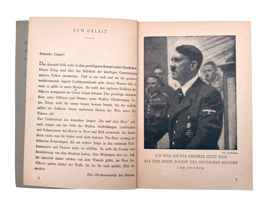 Original WWII German booklet 'Du und Dein Heer' adolf hitler