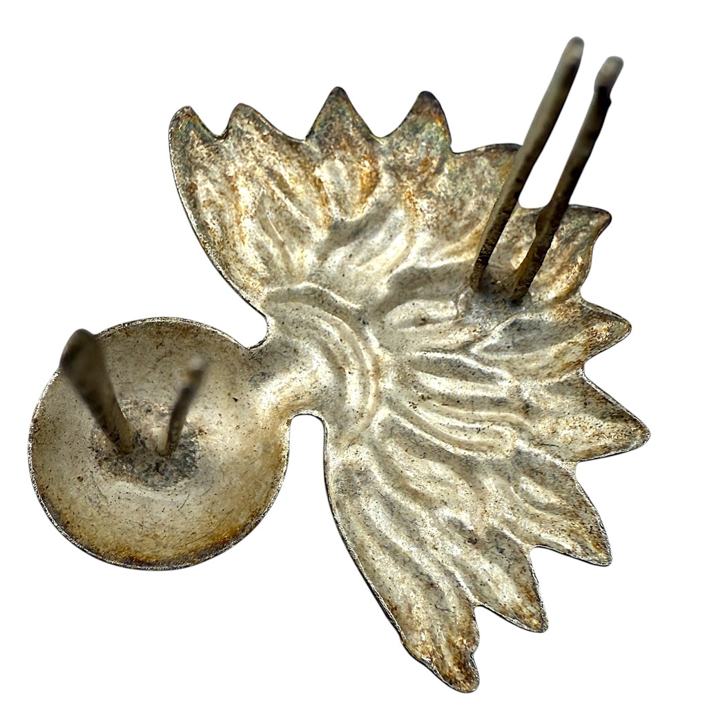 Original WWII Dutch Schalkhaar/Staatspolitie visor cap insignia