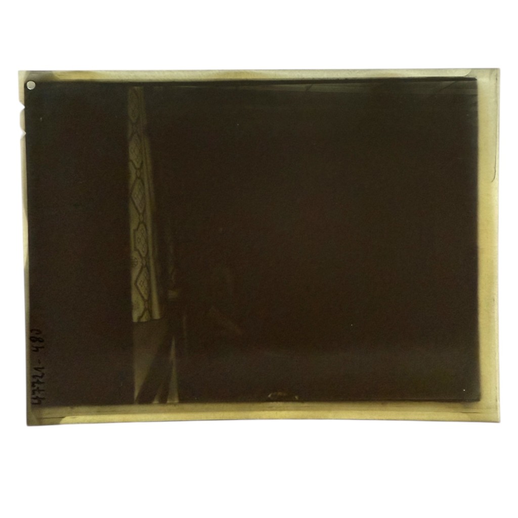 Original WWII German unpublished photographic positive 'operational briefings with Hitler at the Wolfsschanze' - Image 2