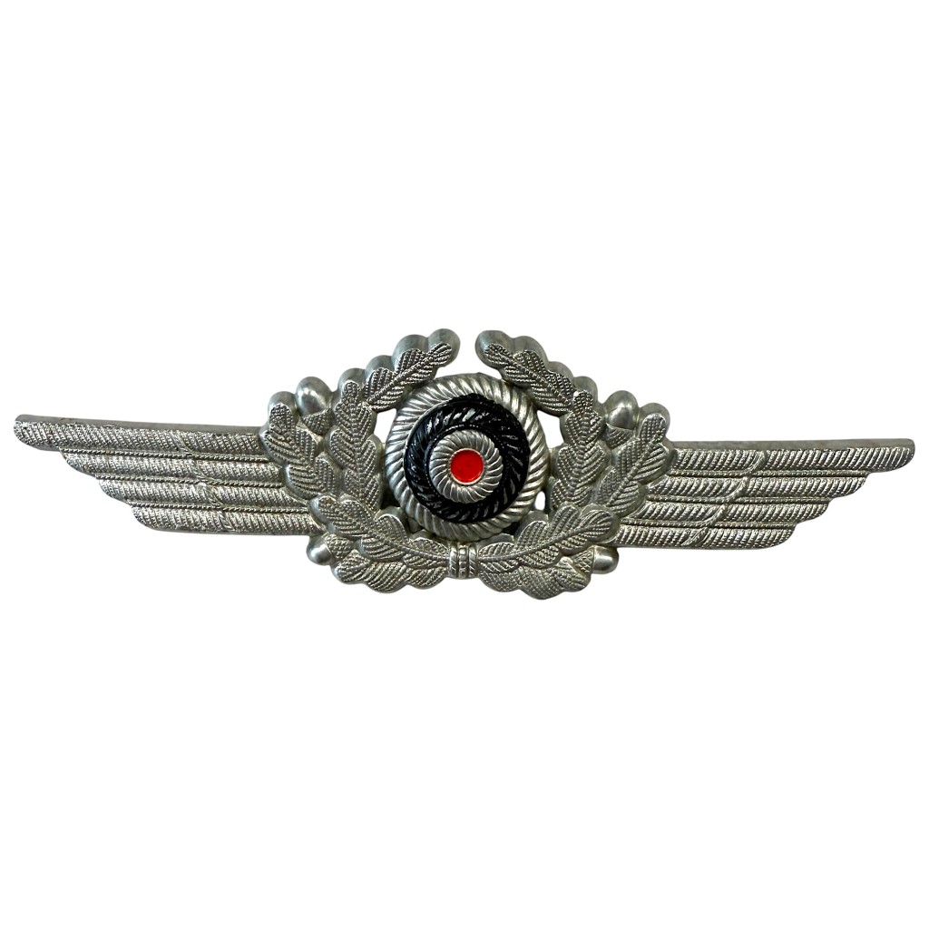 Original WWII German Luftwaffe metal visor cap cockade - militaria collectibles