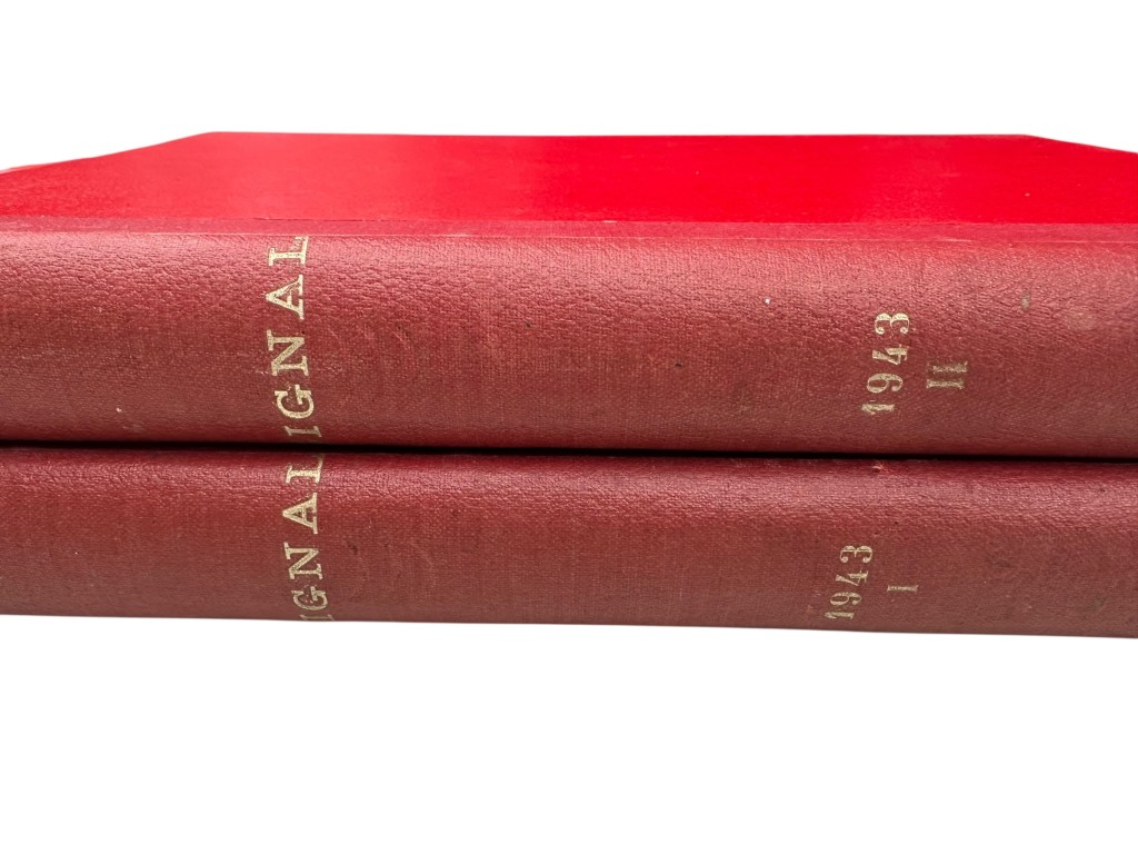 Original WWII Spanish/German two-volume bound annual edition of the magazine Signal (Spanish-language edition) 1943 - Image 25