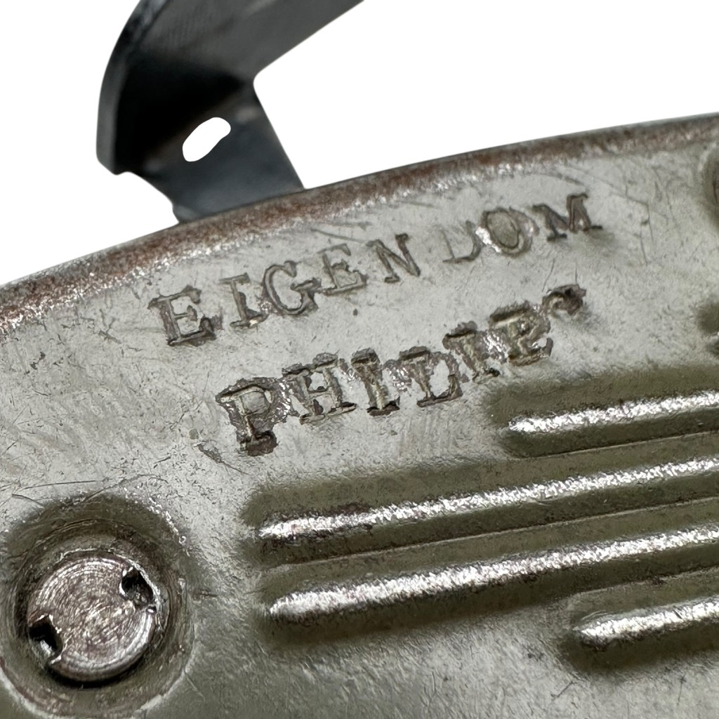 Original WWII Dutch Phillips 'Knijpkat' flashlight - Image 2