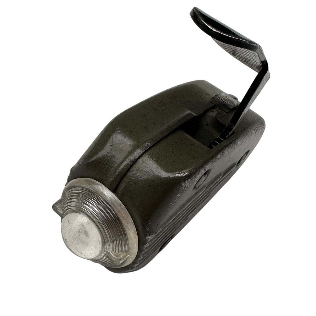 Original WWII Dutch Phillips 'Knijpkat' flashlight - Image 5