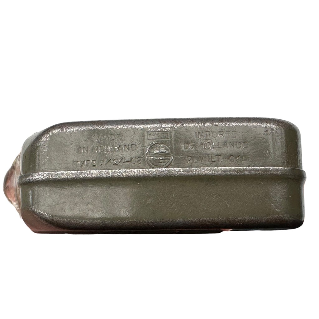 Original WWII Dutch Phillips 'Knijpkat' flashlight - Image 3