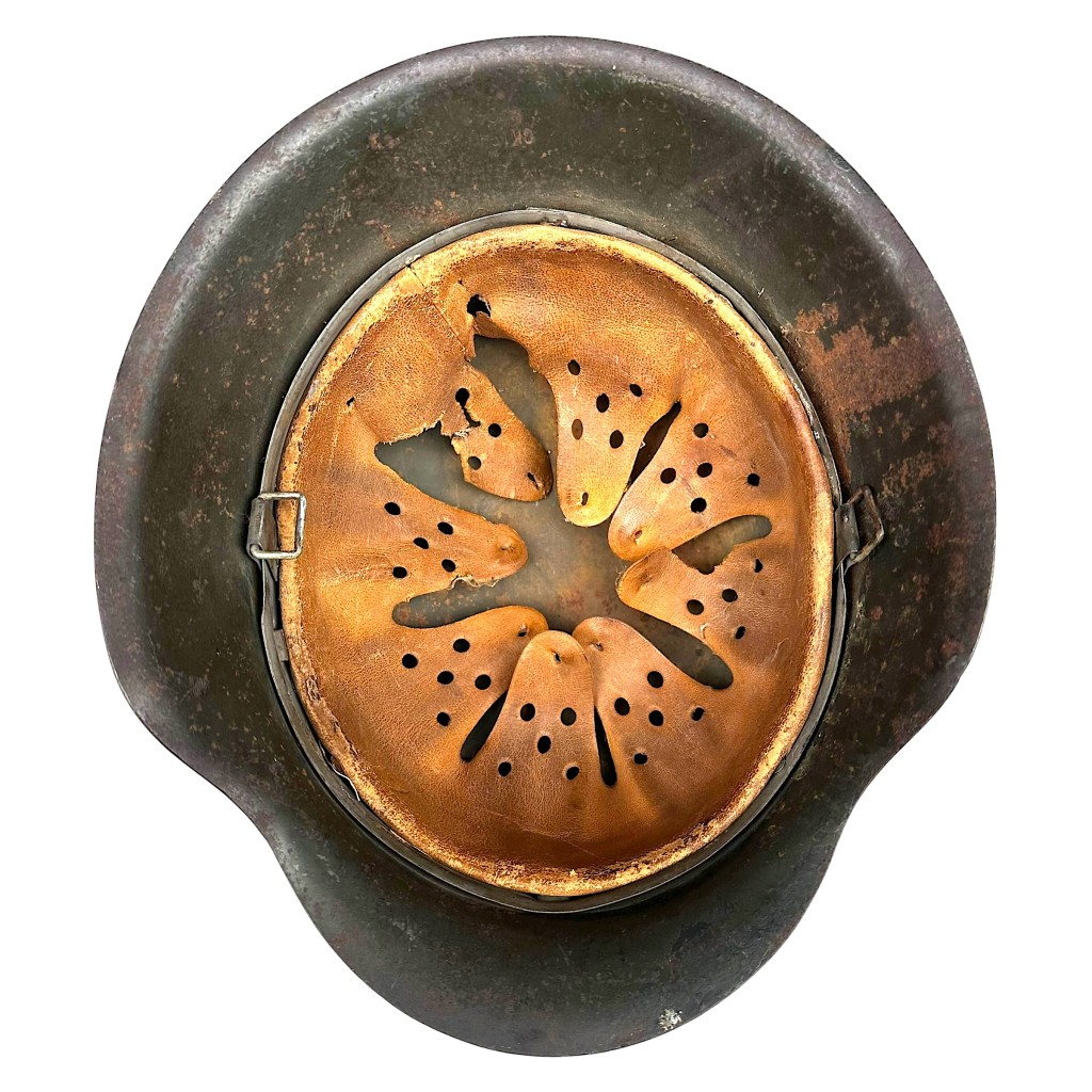 Original WWII German M42 helmet - CKL64 - Image 6