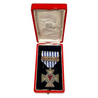 Belgian Political Prisoners Cross 1940-1945 medal in case, WWII Belgium political prisoner award with ribbon and bars, Fonson Bruxelles, original World War II decoration collectible
