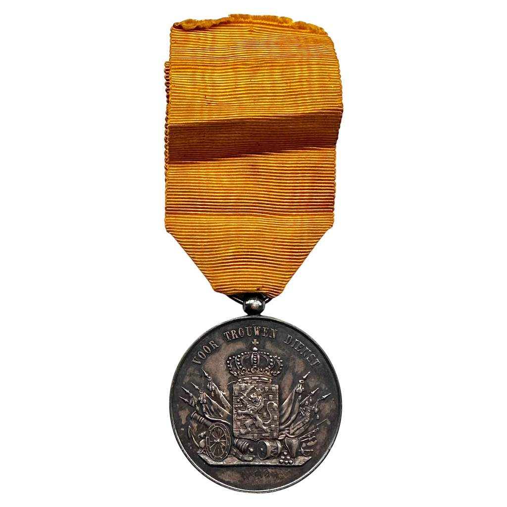 Originele Nederlandse Medaille voor Trouwe en Langdurige Dienst Landmacht zilver pre 1940 met oranje lint, Koninkrijk der Nederlanden onderscheiding Koningin Wilhelmina, militaire medaille Nederlandse landmacht verzamelobject militaria.