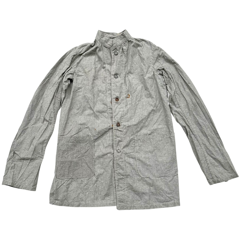 Original British WWII German POW jacket circa 1942, grey cotton prisoner of war uniform with black diamond identification patch on back, authentic World War II British camp issue clothing for German prisoners, rare POW militaria collectible