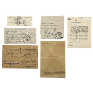 Originele Nederlandse WOII documenten uit Krimpen aan den IJssel met stempels, distributiekaarten, Philips radio ontvangstbewijs 1943 en Van der Giessen & Zonen scheepswerf formulier 1941 – historisch bezettingsmateriaal voor verzamelaars van Nederlandse Tweede Wereldoorlog memorabilia.