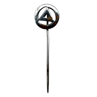 Originele WO2 VNV dasspeld Vlaamse Nationaal Verbond stickpin met driehoek A symbool, Belgisch collaboratie militaria verzamelobject
