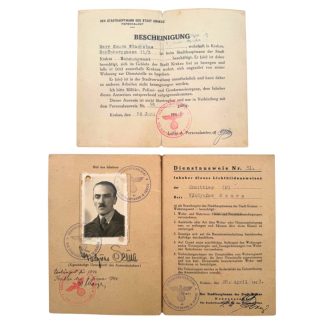 Oryginalny Dienstausweis Nr. 51 – niemiecka legitymacja służbowa z okresu II wojny światowej, wydana w Krakowie w 1943 r. na nazwisko Władysław Szura, Wohnungsamt Stadthauptmann Krakau; dokument z fotografią, pieczęciami Generalnego Gubernatorstwa i przedłużeniami ważności – rzadki kolekcjonerski dokument okupacyjny z GG.