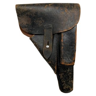 This original German P38 holster from 1944 is a late-war example made of black leather and clearly stamped “bdR 44”, the known maker code for Richard Ehrhardt, Lederwarenfabrik in Poessneck.