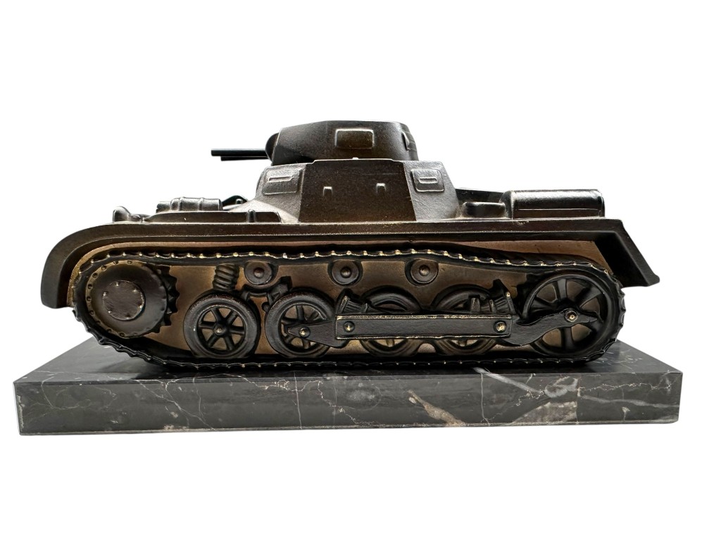 German 1930s bronze Panzerkampfwagen I tank sculpture on marble base, detailed WWII Wehrmacht light tank model with rotating turret and tracked chassis, original military bronze collectible, 20th century militaria display piece for advanced collectors.