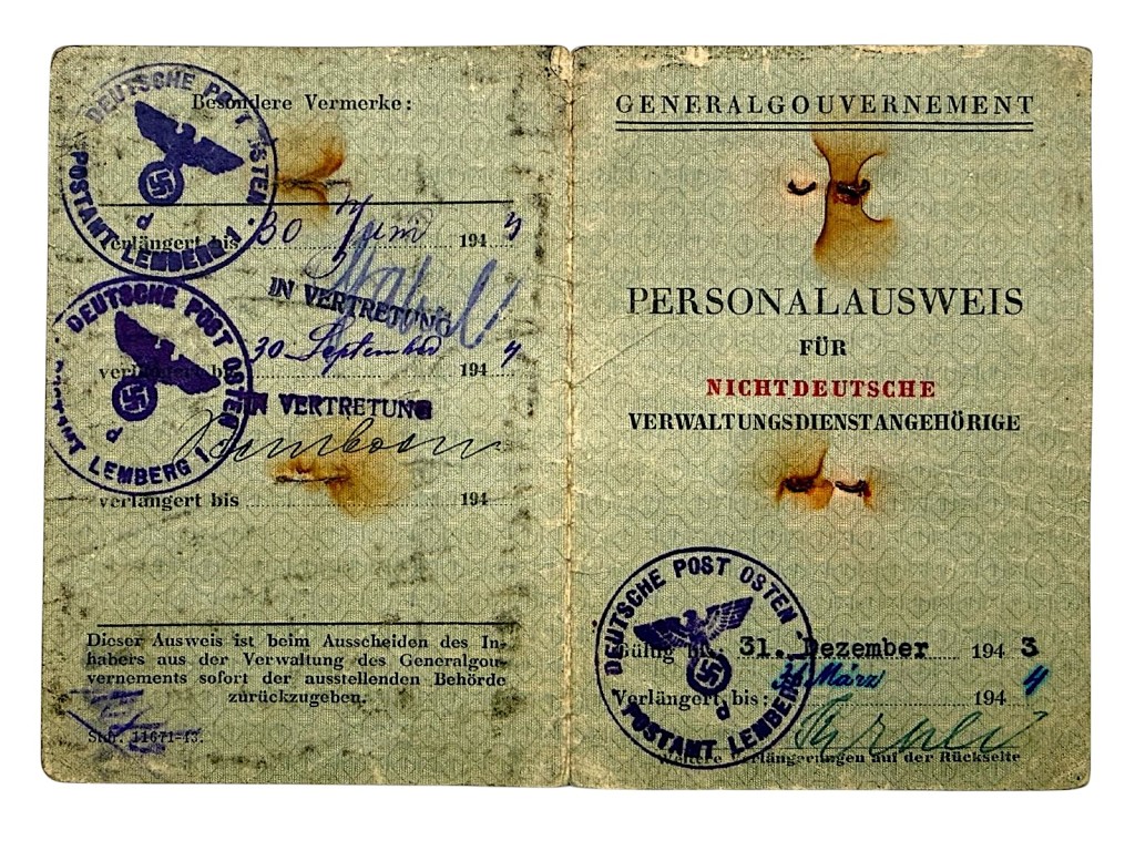 Original WW2 Personal-Ausweis General Government Lemberg 1943–1944, Deutsche Post Osten Postamt Lemberg 1, issued to Władysław Węgrzyn, non-German administrative service ID with photo and official stamps, rare German occupation document, WWII militaria collector’s item.