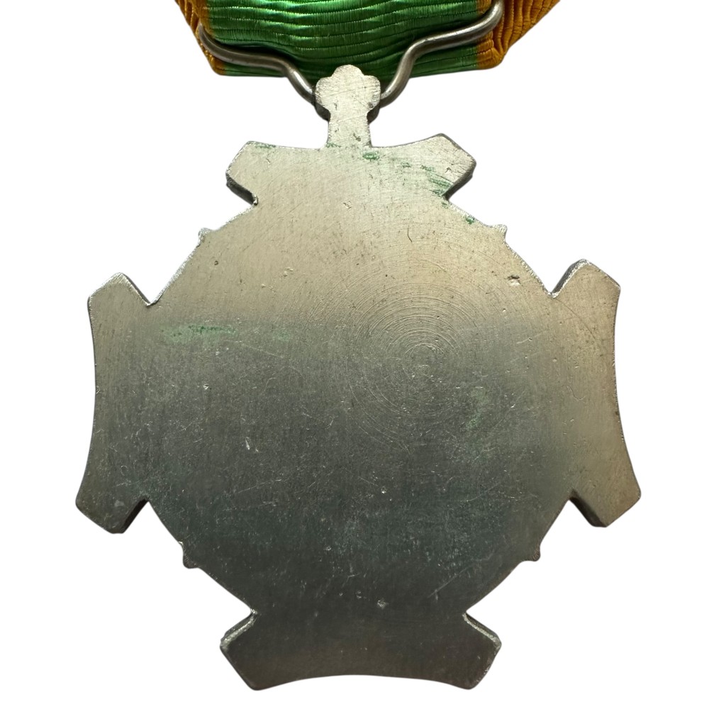 Original Pre 1940 Dutch army 'Voor Krijgsverrichtingen' medal - Image 3