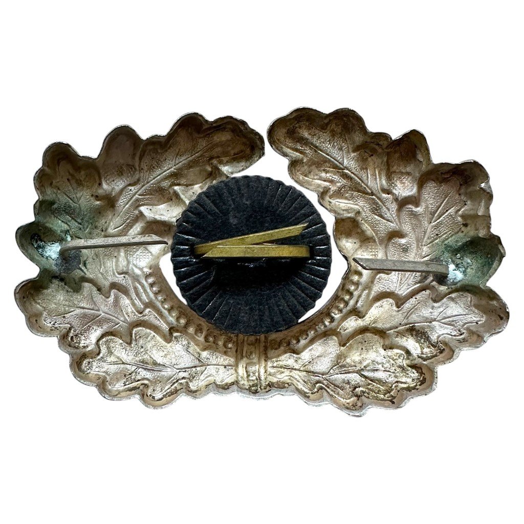 Original WWII German WH visor cap cockade with wreath - Image 2