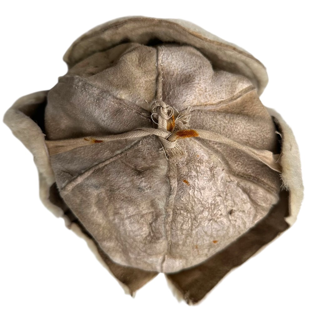 Original WWII German army sheepskin winter hat - Image 5