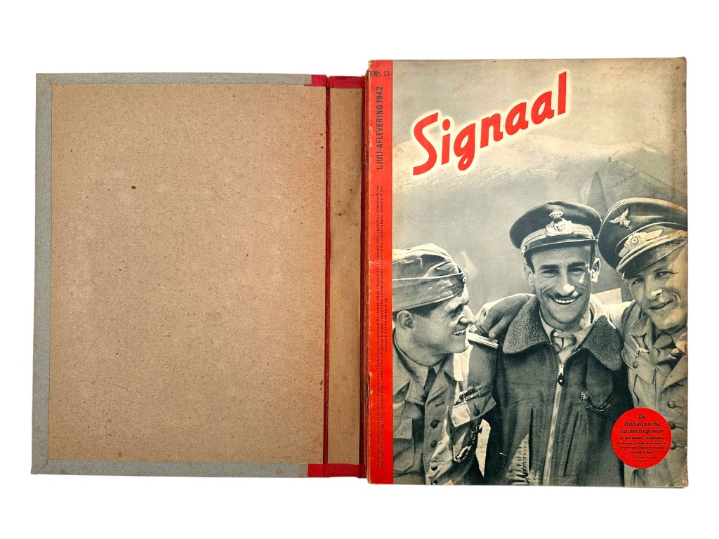 Original WWII Dutch Signaal propaganda folder with magazines 1942 - Image 4
