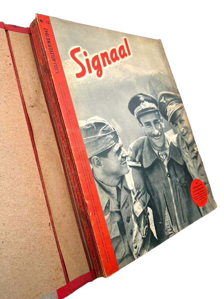 Original WWII Dutch Signaal propaganda folder with magazines 1942 - Image 7