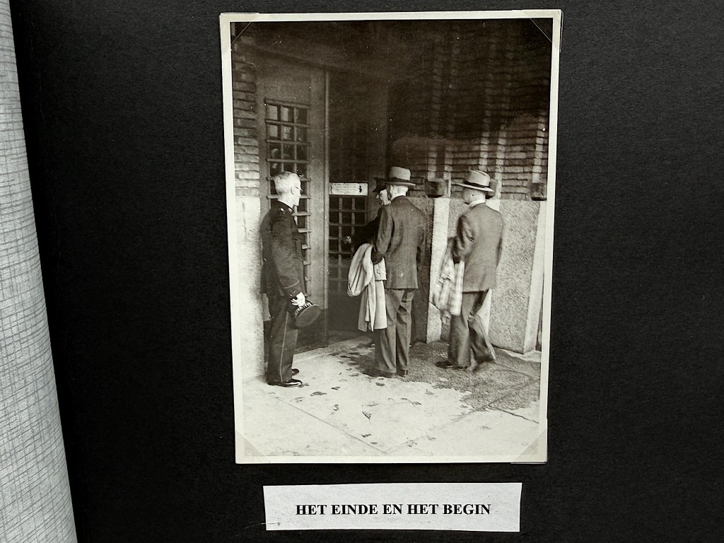 Original WWII Dutch photo album of the liberation of Utrecht - Image 19