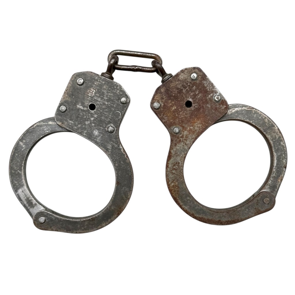 Original WWII Dutch police handcuffs manufactured by Lips in Dordrecht - Image 5