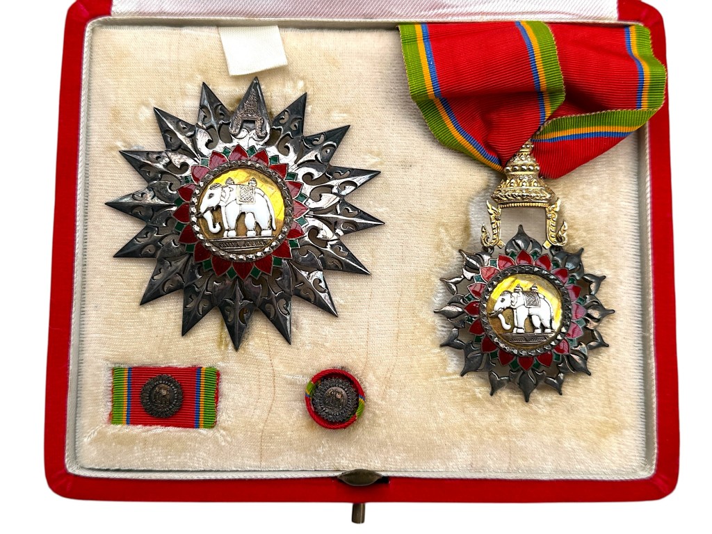 Original Thai Order of the White Elephant complete Knight Grand Cross in box - Image 5