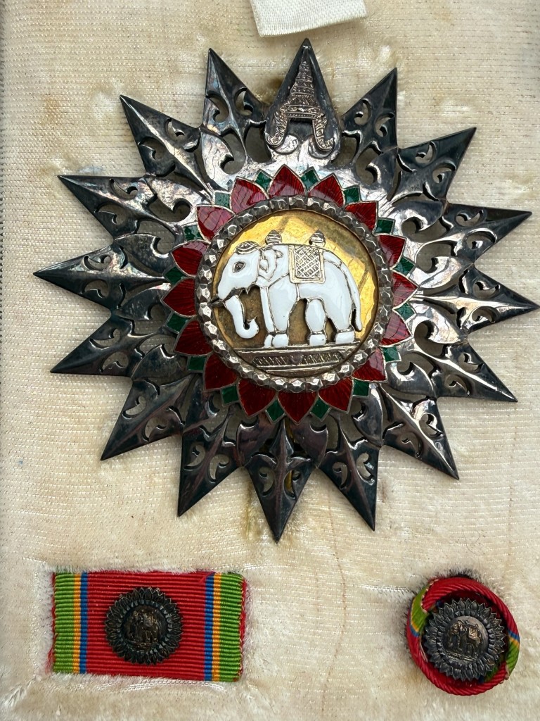 Original Thai Order of the White Elephant complete Knight Grand Cross in box - Image 6