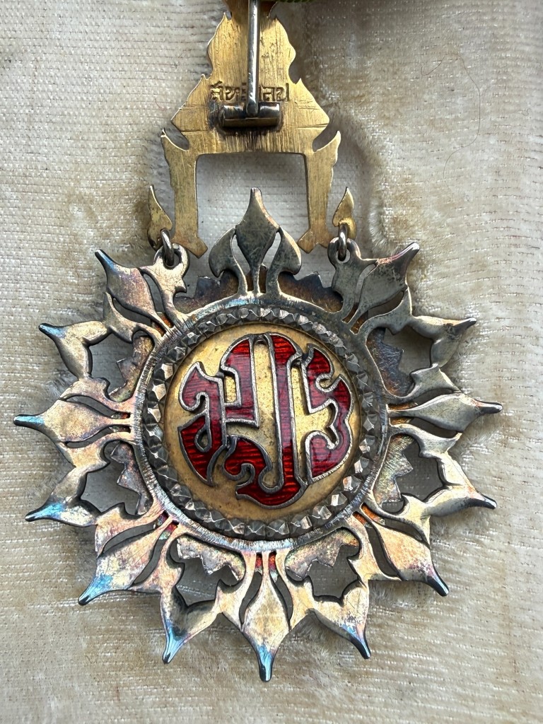 Original Thai Order of the White Elephant complete Knight Grand Cross in box - Image 10