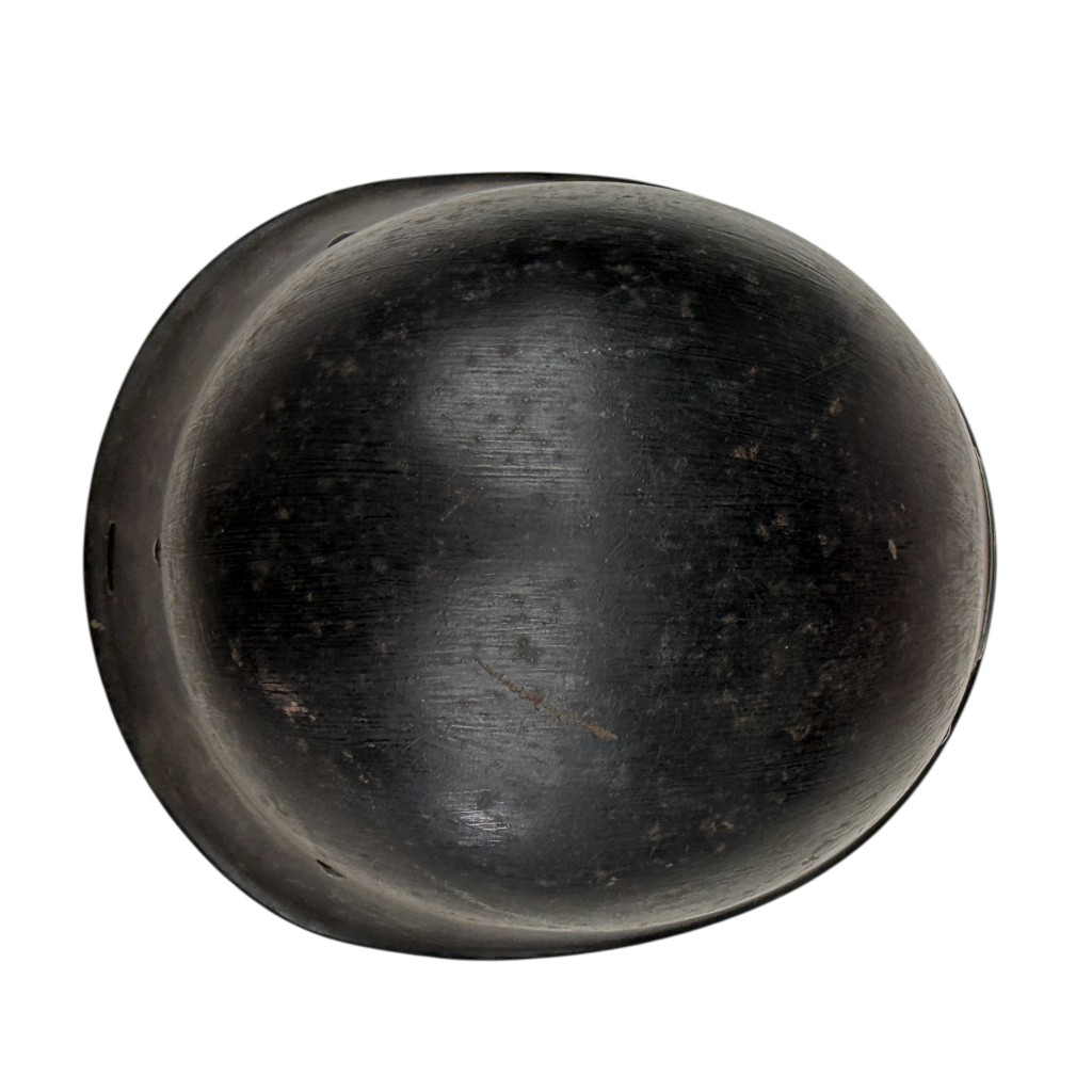 Original WWII Dutch Luchtbeschermingsdienst mayor helmet - Image 6