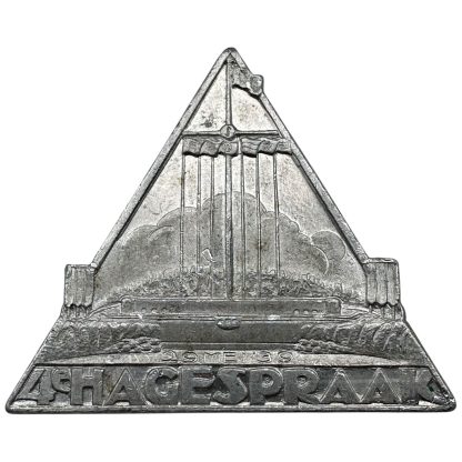 Nsb Triangular Pin Original 1939 Dutch NSB 'Hagespraak' pin - Oorlogsspullen.nl ...