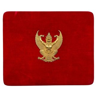Original Thai Order of the White Elephant Knight Grand Cross set with star and badge in red case Garuda emblem Thailand 1861 collectible.