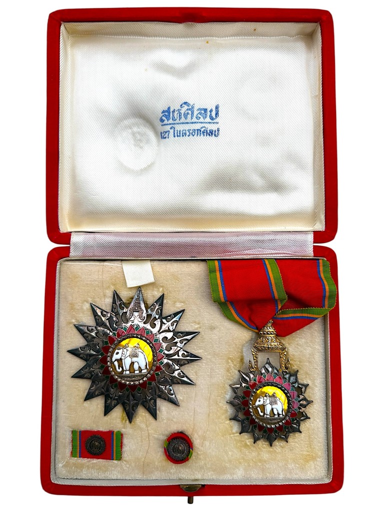 Original Thai Order of the White Elephant Knight Grand Cross set with star and badge in red case Garuda emblem Thailand 1861 collectible