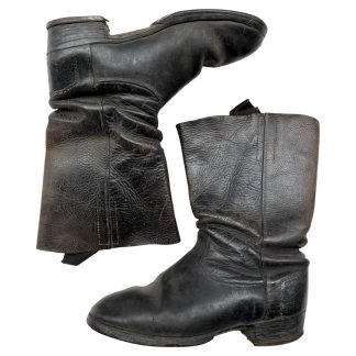 Original German WWI Marschstiefel marching boots 1914–1918, black leather high shaft infantry field boots with hobnailed soles – authentic Imperial German First World War militaria collectible for serious collectors.