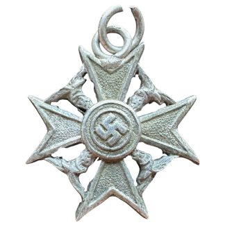 German Spanienkreuz Spanish Cross pendant WWII era militaria medal hanger with swastika Spanish Civil War collectible
