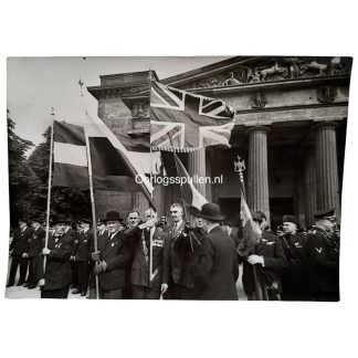 Original German WWII press photo WW1 veterans Berlin British flag Allgemeine SS 1930s collectors