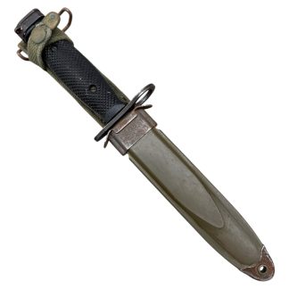US M7 bayonet Vietnam War Colt 62316 with USM8A1 scabbard for M16 rifle US Army equipment