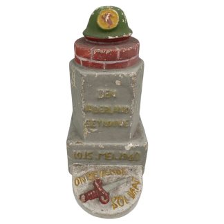 Origineel WWII Nederlands leger beeldje 1940 Den Vaderland Getrouwe onbekende soldaat herdenkings monument miniatuur
