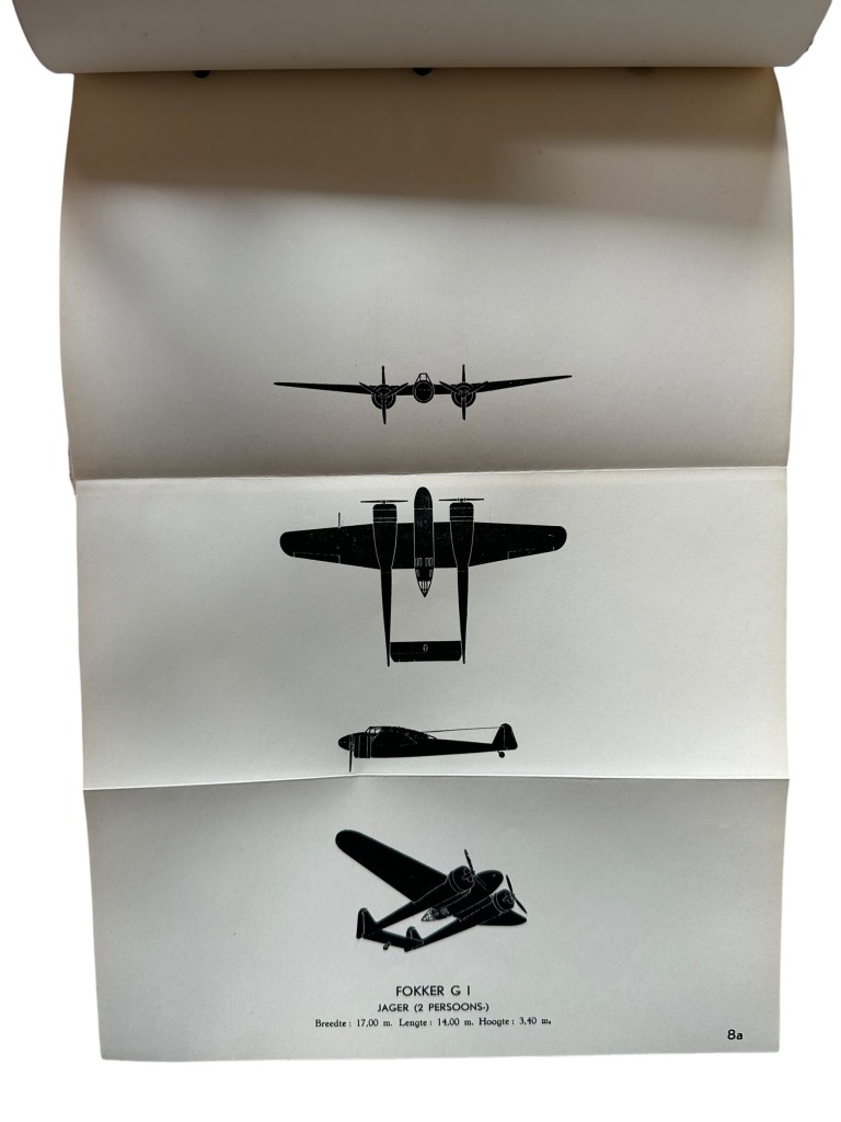 Original Pre 1940 Dutch army manual 'Silhouetten van Vliegtuigen' - Image 5